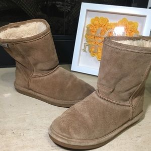 Bearpaw Boots